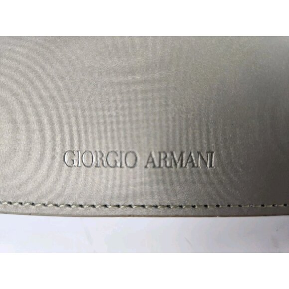 Georgio Armani Silver/Cream Lined Snap Close Eyeglass Sunglass Case - Picture 2 of 11
